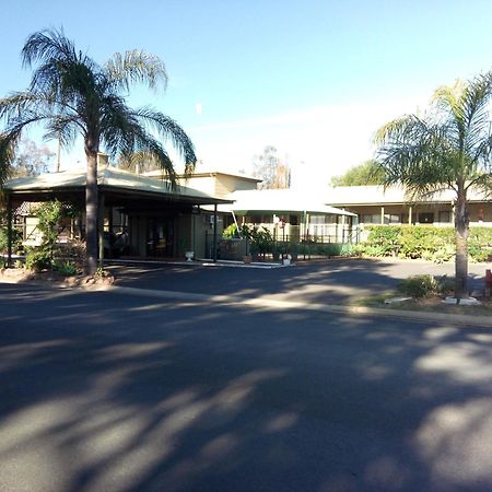 Lake Forbes Motel Exterior foto